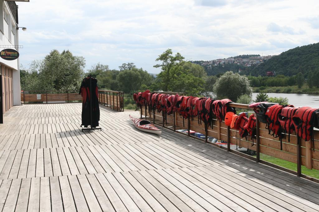 Hostel Boathouse Prague Ngoại thất bức ảnh