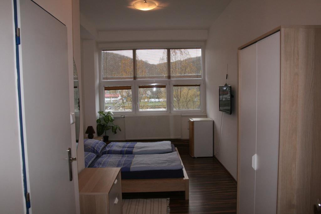 Hostel Boathouse Prague Ngoại thất bức ảnh