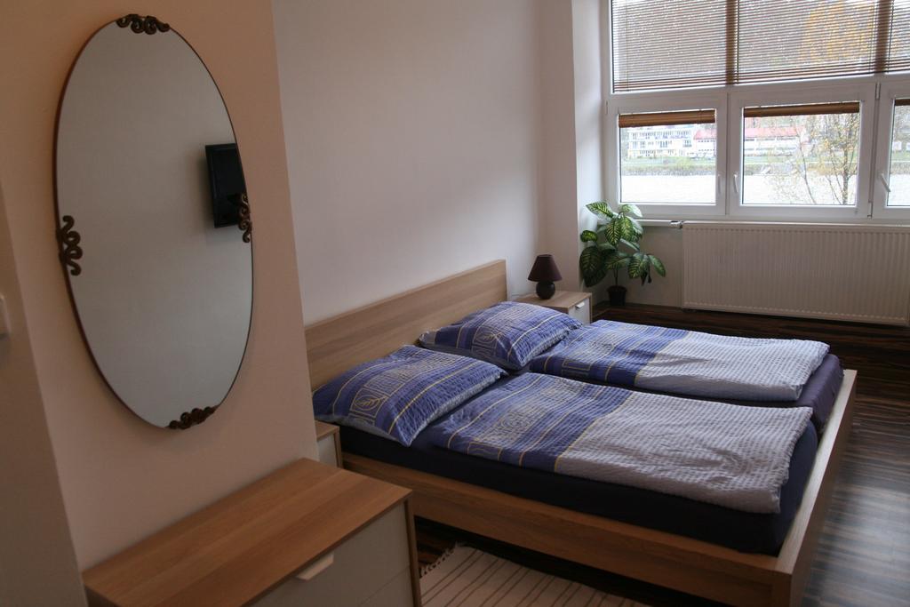 Hostel Boathouse Prague Ngoại thất bức ảnh
